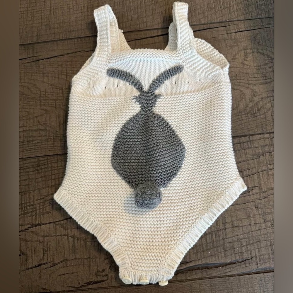 Stella McCartney Kids Cream Knit Onesie with Bunny
